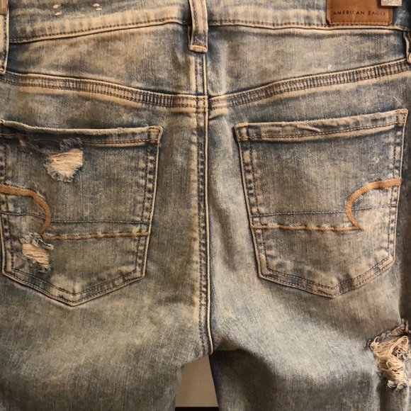 American Eagle Size 4 Hi-Rise Jegging Cropped - Distressed Ne(x)t Level Stretch - Picture 5 of 7